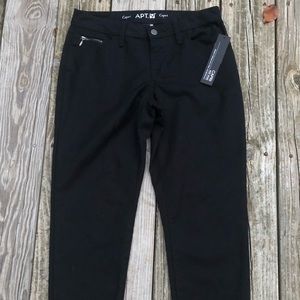 Apt 9 Capri pants in black denim